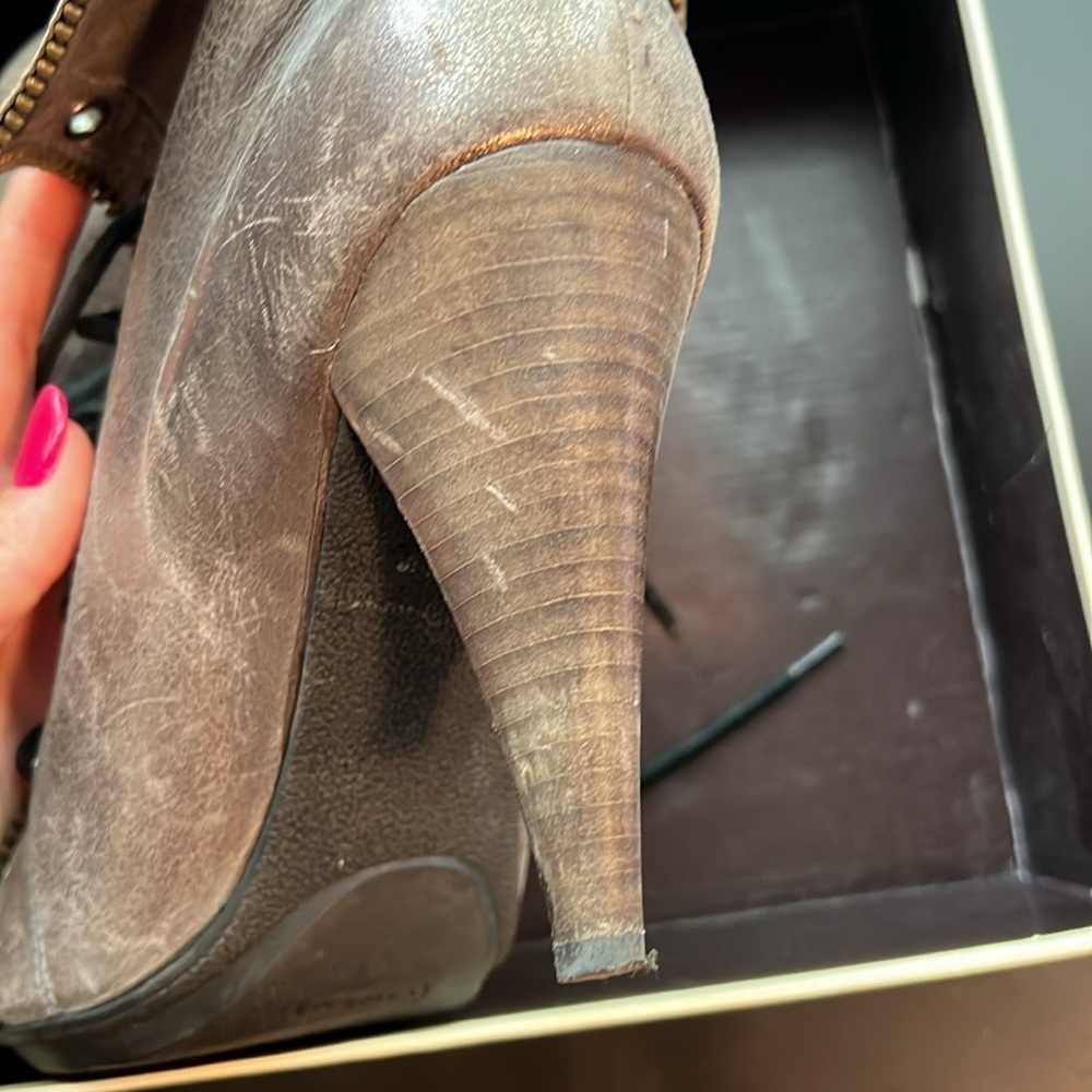 Coach boots - Picture 3 of 10